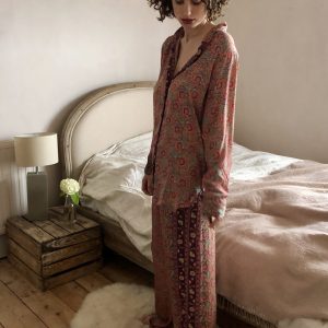 Pyjamas in coral thistle