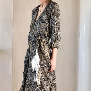 Swingy Shirt Dress in Black Swirl with Gold