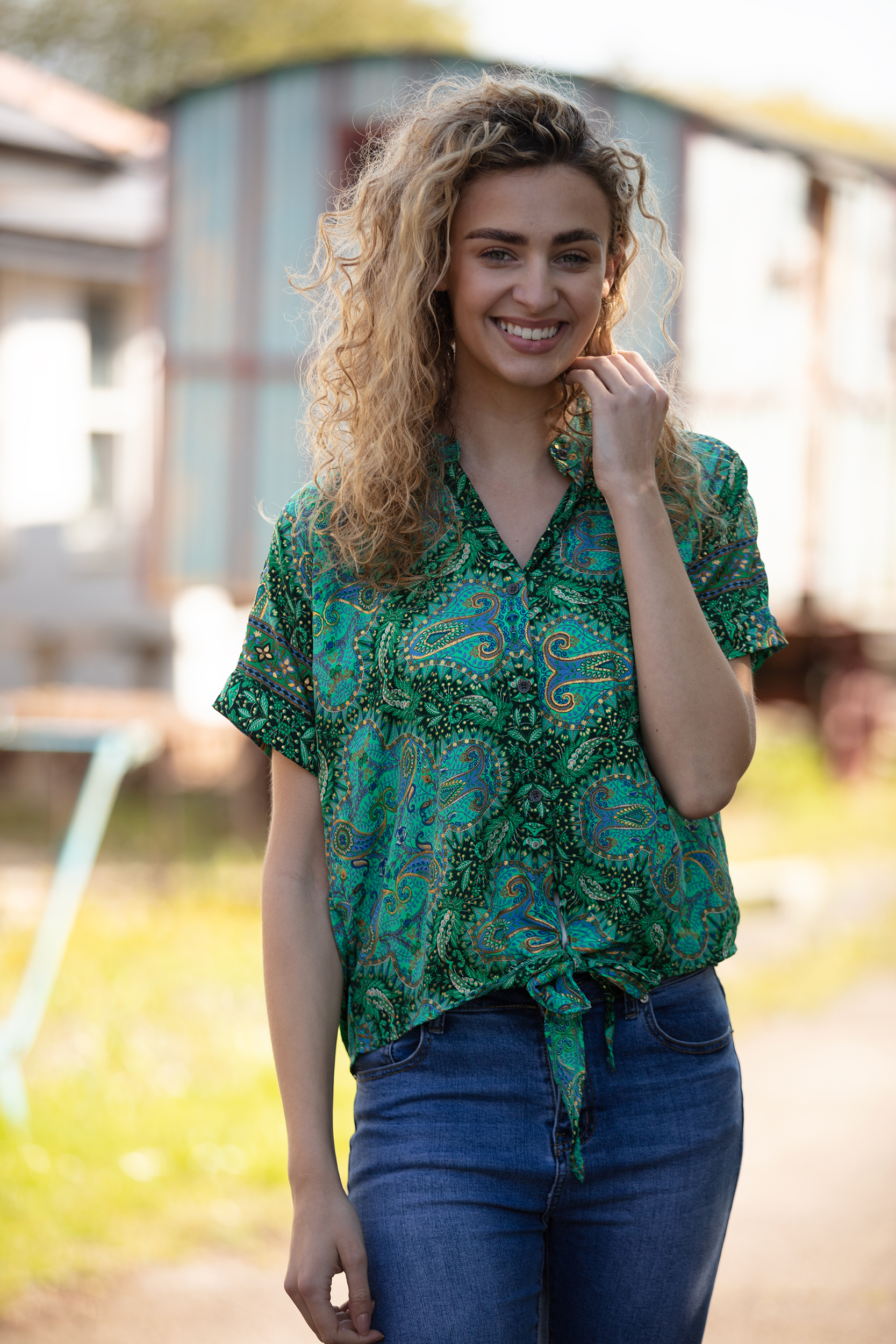 Cropped button blouse Emerald Gold 2