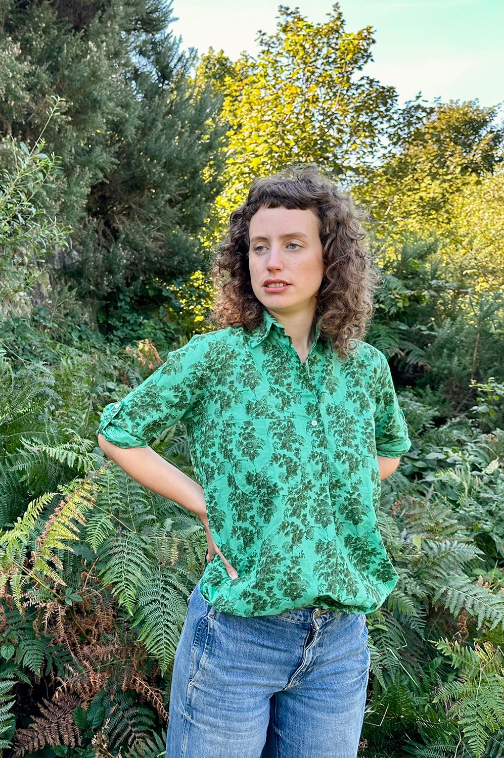 Gracie Shirt in Forest Green Fern 2