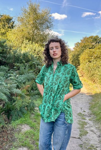 Gracie Shirt in Forest Green Fern 3