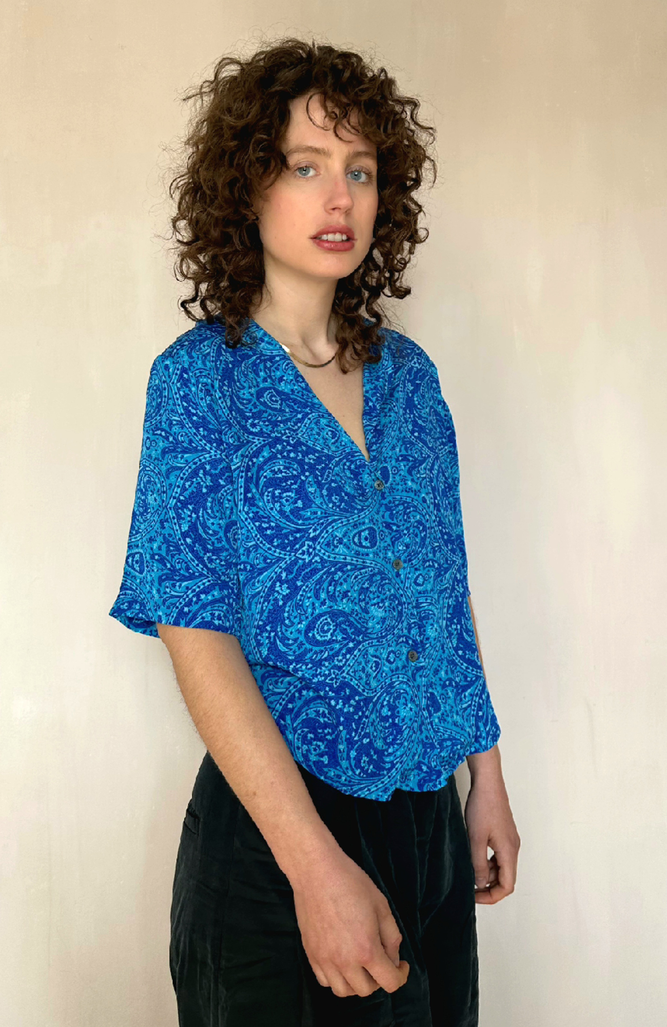 Margot blouse Cobalt Swirl 2