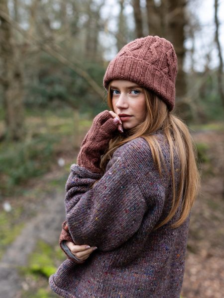 GPC_WOODLAND HEATHER JUMPER 2 WITH HAND WARMERS AND HAT IN CLAY Pure wool jumper, hand warmers and hat