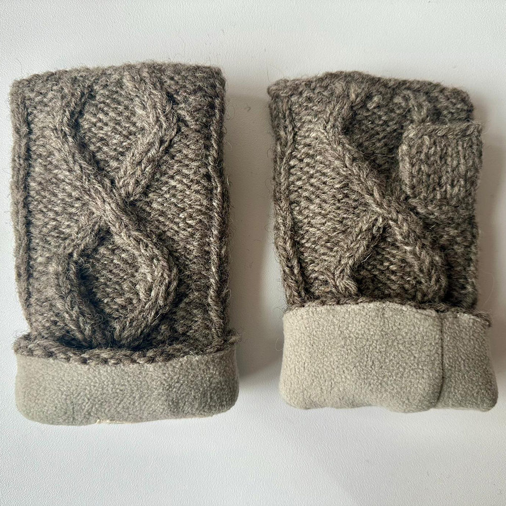 Pure wool hand warmers